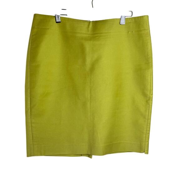 J. CrewWomen's Size 8 Lime Green Pencil Skirt